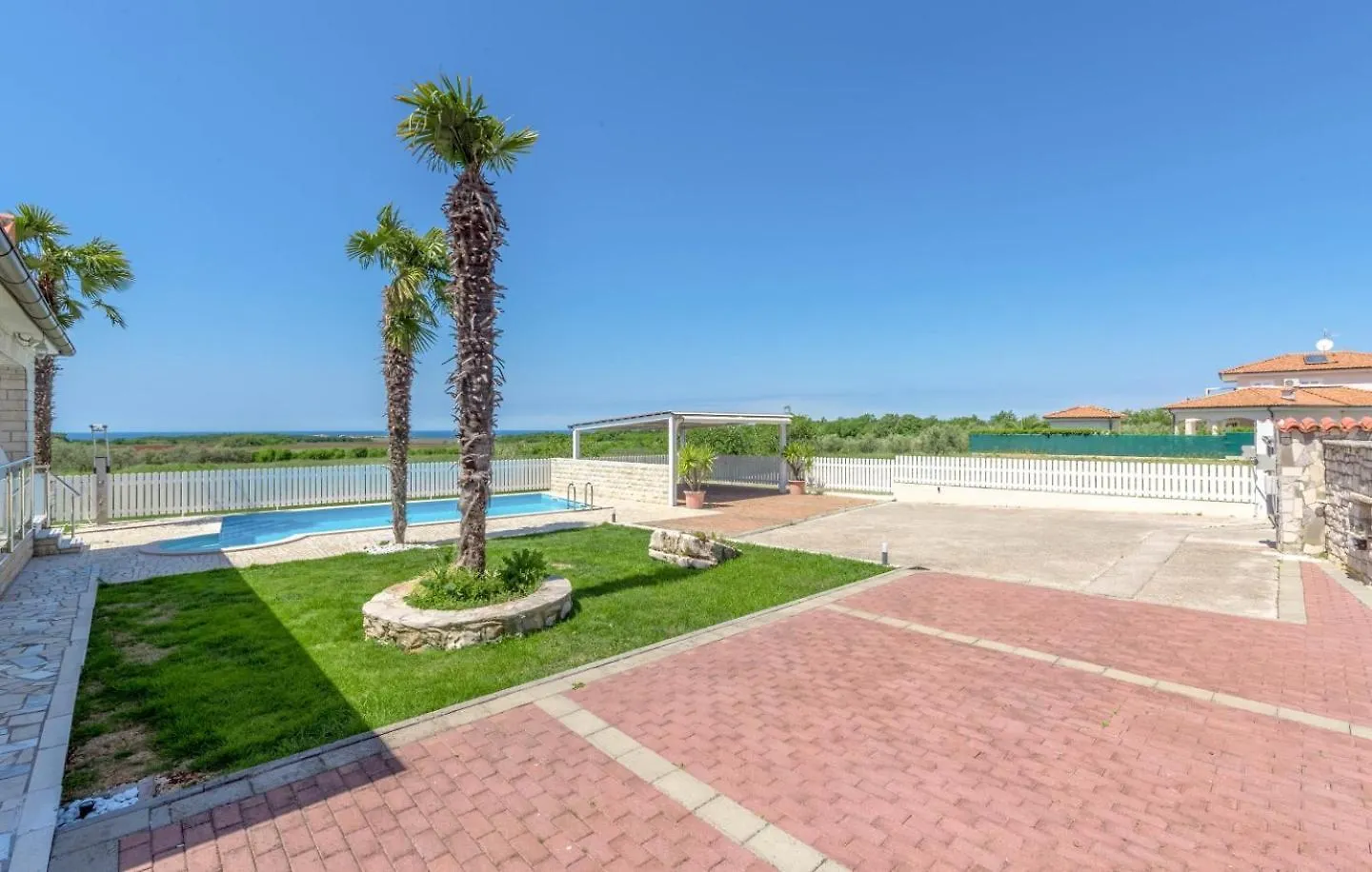 Casa Andrea Villa Buzinija 0*,