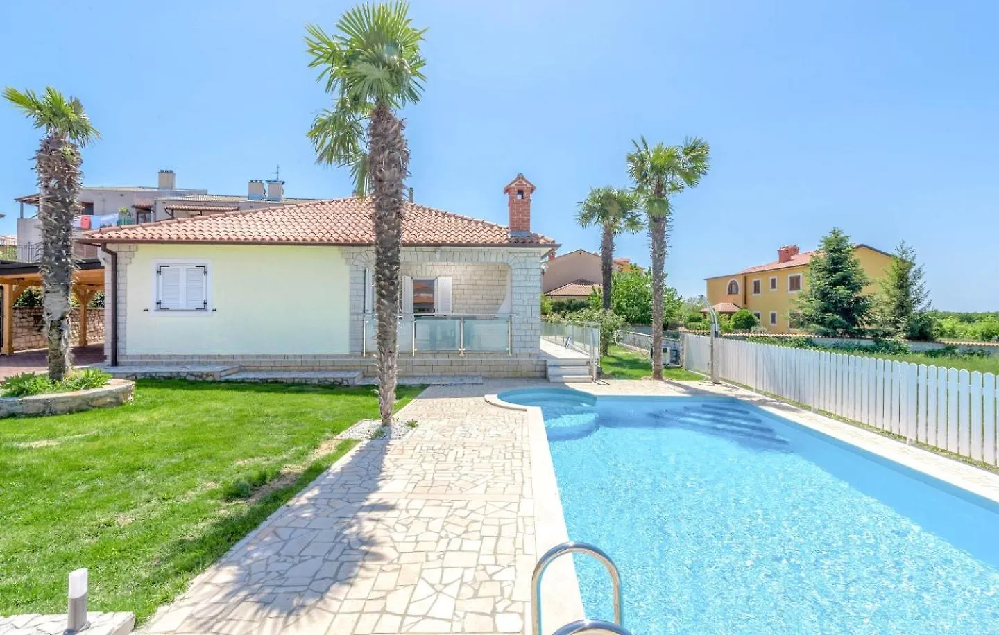 Holiday home Casa Andrea Villa Buzinija
